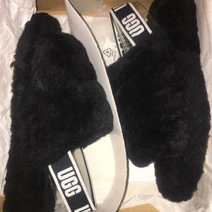 UGG Fluff Yeah Black Slides